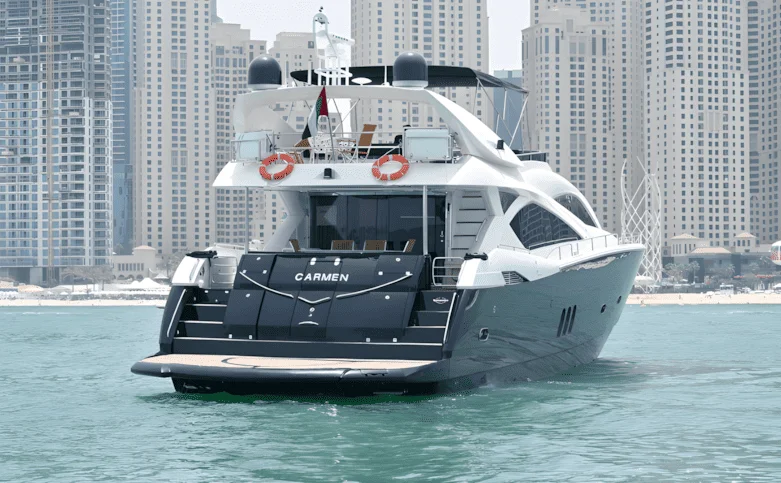 Sunseeker Yacht • 90ft